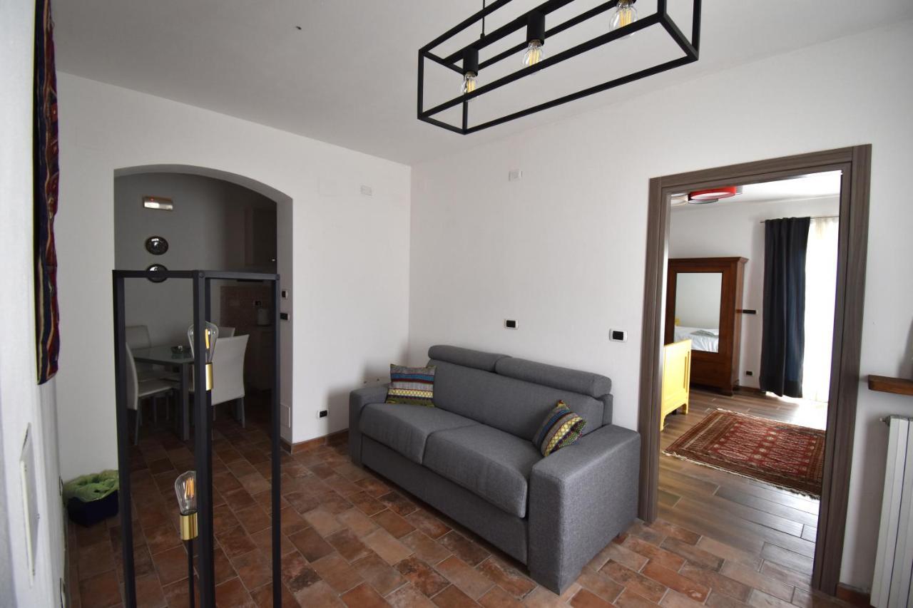 Cascina Tre Botti Hotel Agliano Terme Exterior photo